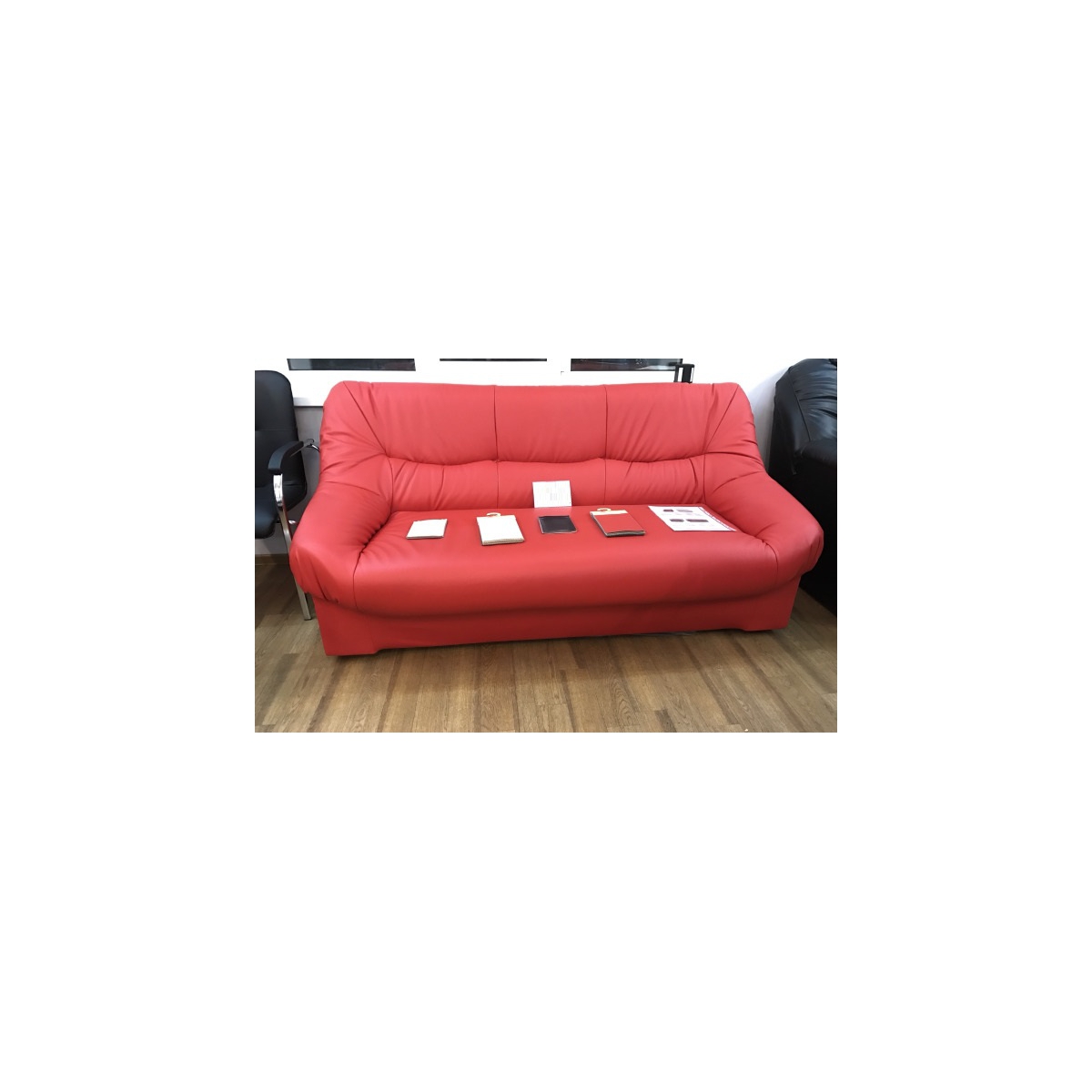 Трехместный диван Несси – купить в интернет-магазине «Невский-Форт»