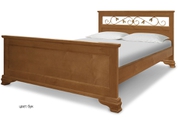 Кровать из массива Бажена